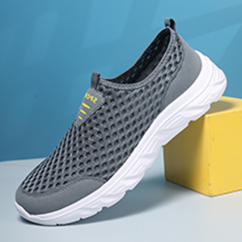 Men Shoes Xxl - Breathable Men's Casualรองเท้าผ้าใบผู้ชายน้ําหนักเบาVulcanizedรองเท้ากลางแจ้งชายLoafersนุ่มขนาดใหญ่รองเท้าสบายๆรองเท้าลื่น