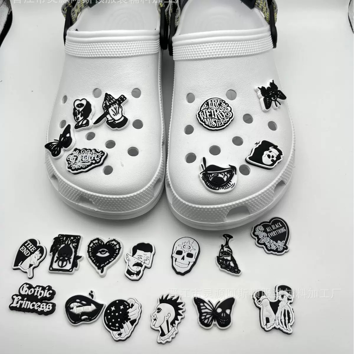 ชาร์มรองเท้าฮาโลวีนลายสยองขวัญ - Men'S Shoes With Velcro บทวิจารณ์และราคา
